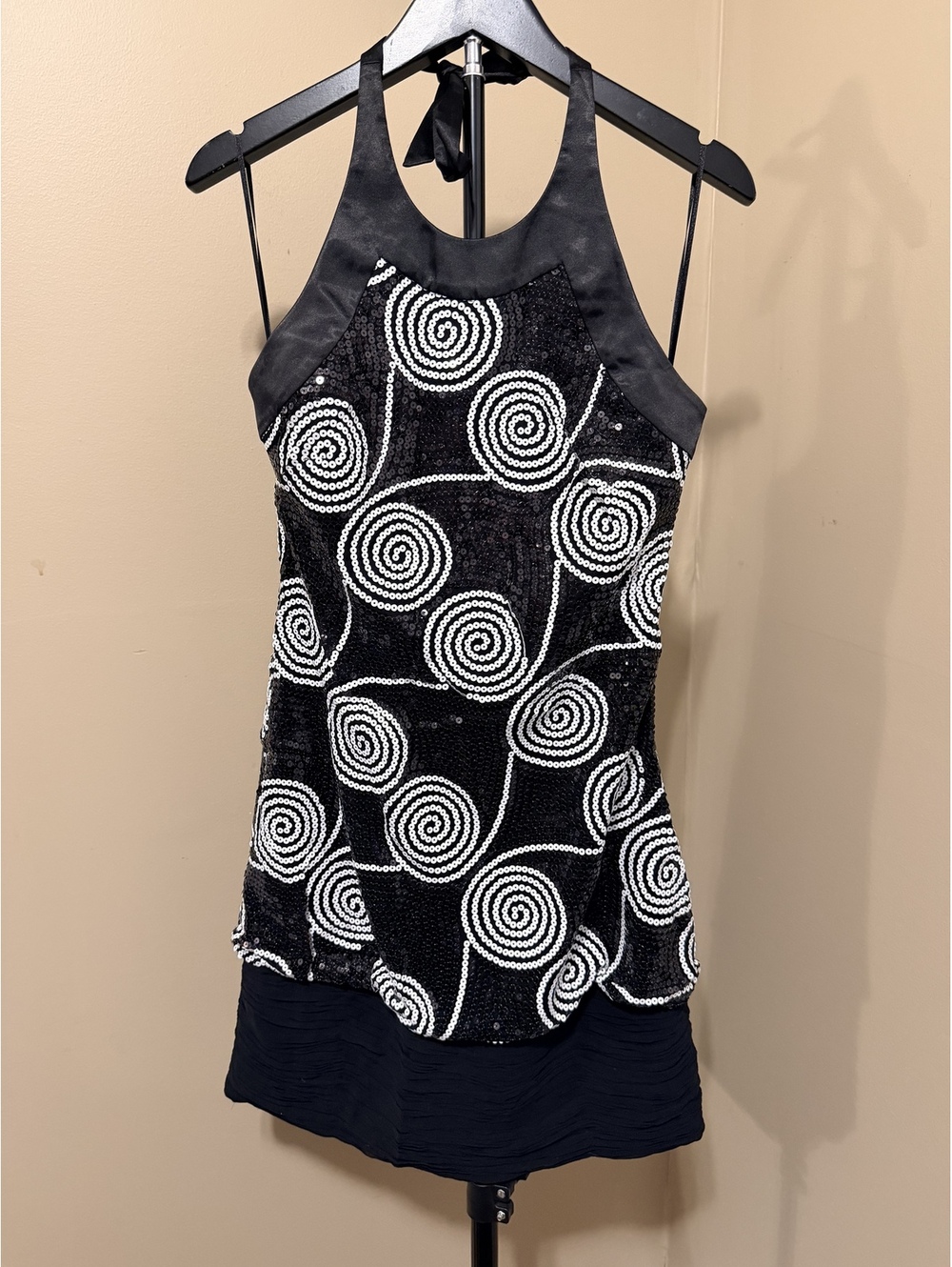 Cache Black Sequin Swirl Halter Party Mini Dress Size 6